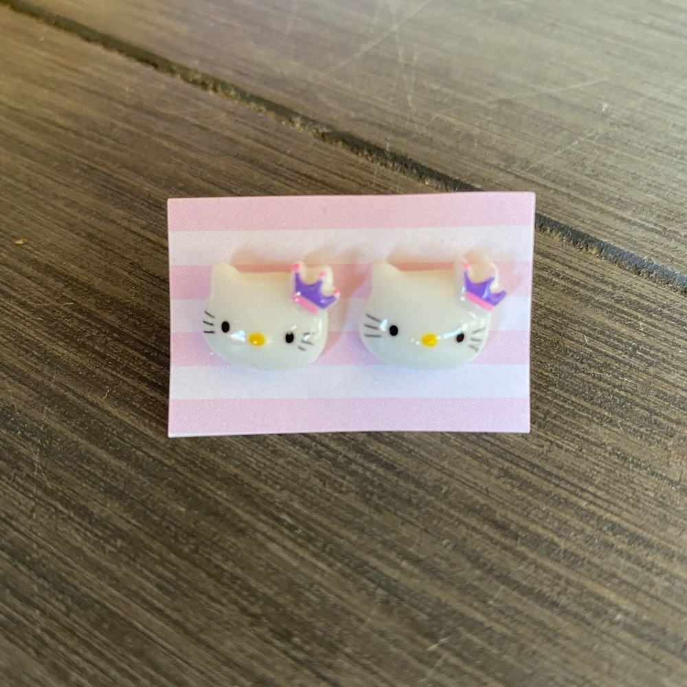 Hello Kitty Princess Stud Earrings